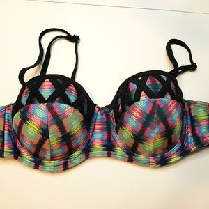 Forever 21 Wired padded bikini top